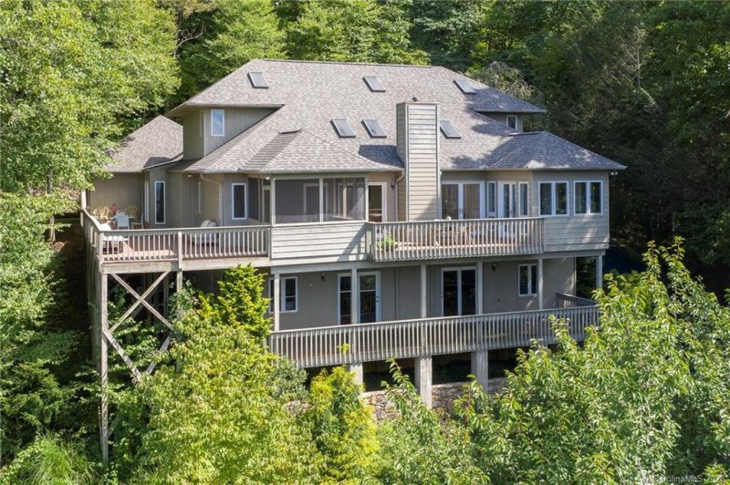 127 Stonecrest Drive