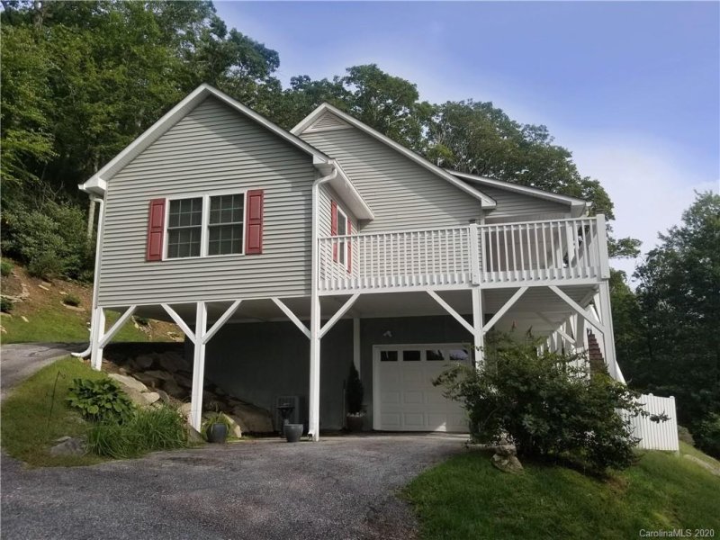 Property image 2 at 7238 Knoll Road, Newland, NC 28657