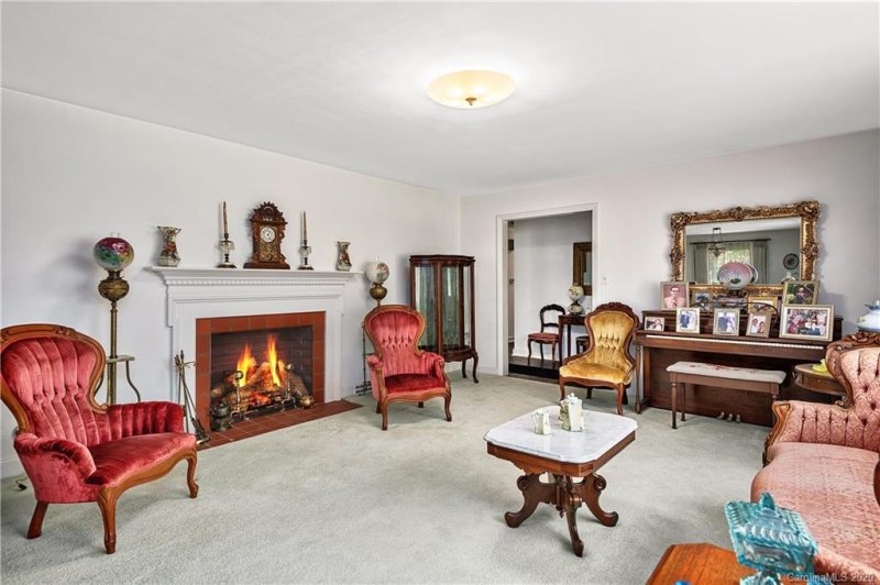 Property image 2 at 26 Mountain Terrace, Asheville, NC 28806