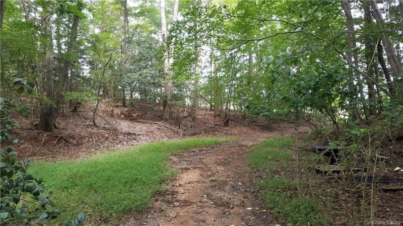 Property image 4 at 6255 Mountainside Drive, Hickory, NC 28601