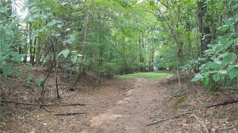 Property image 5 at 6255 Mountainside Drive, Hickory, NC 28601