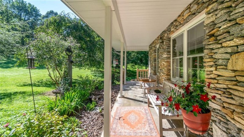 Property image 5 at 308 Sunset Drive, Hendersonville, NC 28791