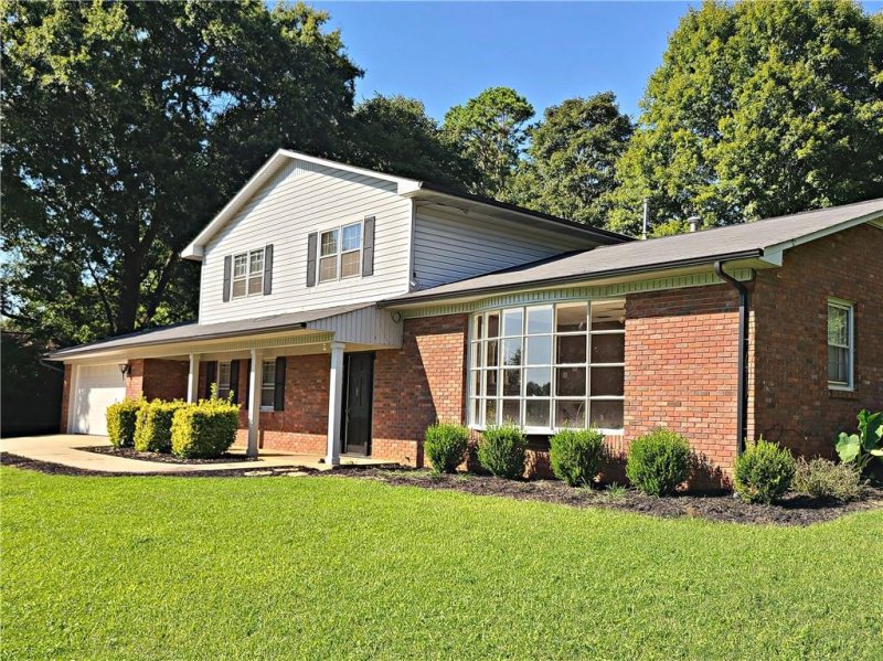 Property image 2 at 711 W School Street, Maiden, NC 28650