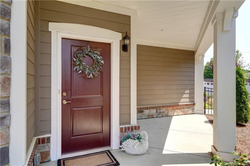 Property image 4 at 16010 Lakeside Loop Lane, Cornelius, NC 28031