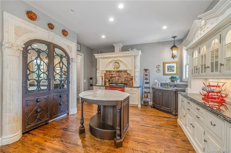 Property image 4 at 99 Hollymoorside Drive, Columbus, NC 28722