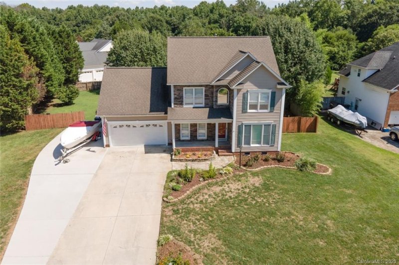 Property image 2 at 3871 Bent Creek Drive, Concord, NC 28027