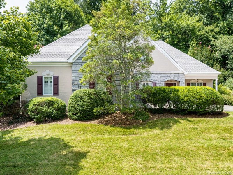 Property image 2 at 23 Clovelly Way, Asheville, NC 28803