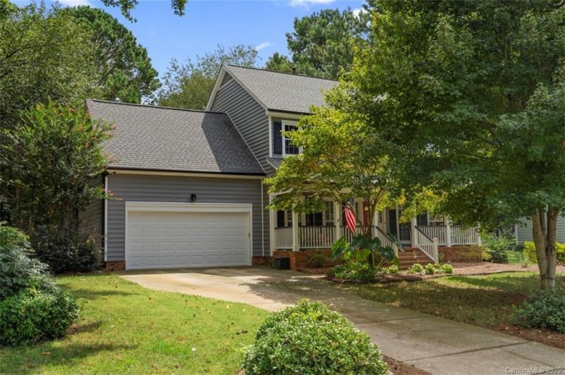 Property image 2 at 1584 Bridal Trail, Rock Hill, SC 29732