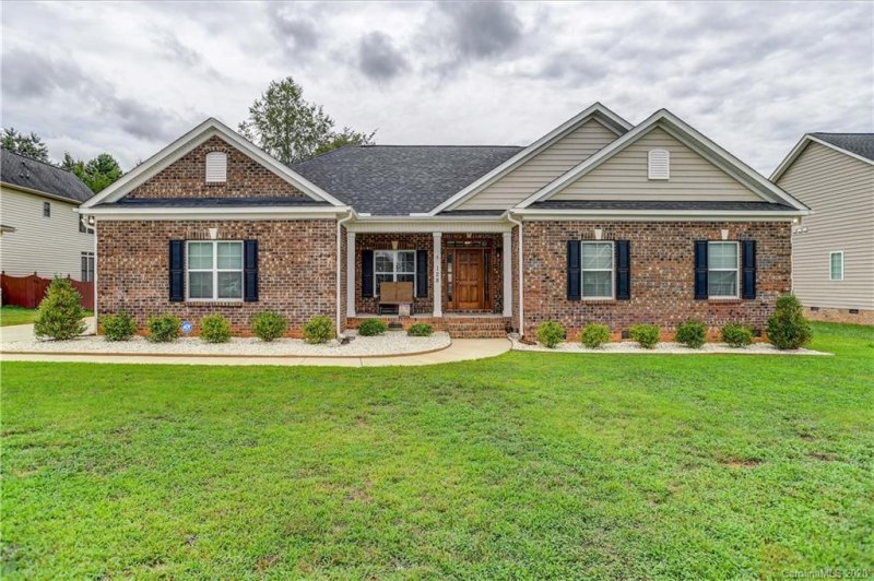 128 Coral Rutledge Drive