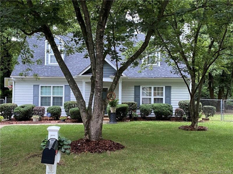 Property image 2 at 6221 Sunbridge Court, Charlotte, NC 28269