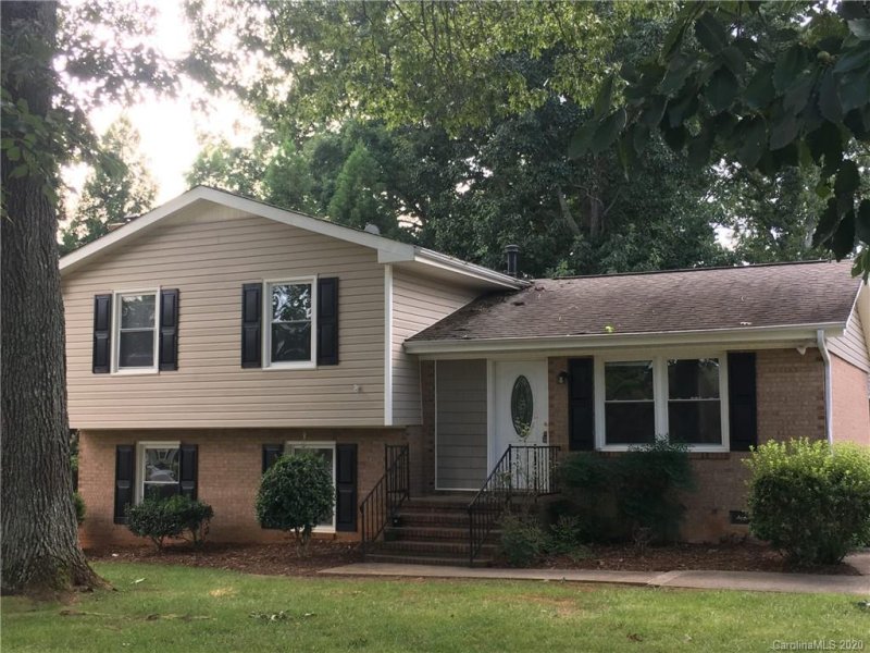 710 Forestbrook Drive