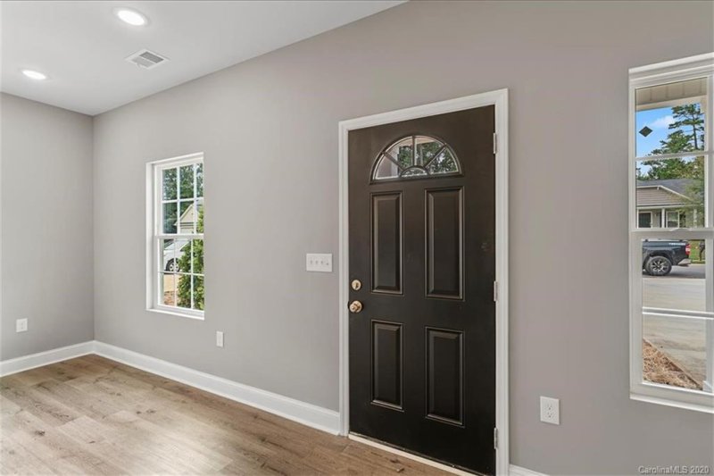 Property image 5 at 631 Stillgreen Lane, Charlotte, NC 28214