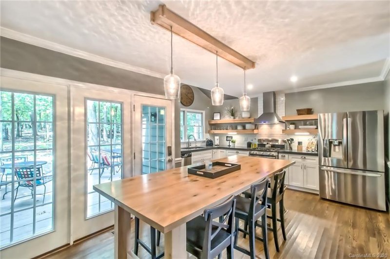 Property image 2 at 1020 Gateshead Lane, Matthews, NC 28105