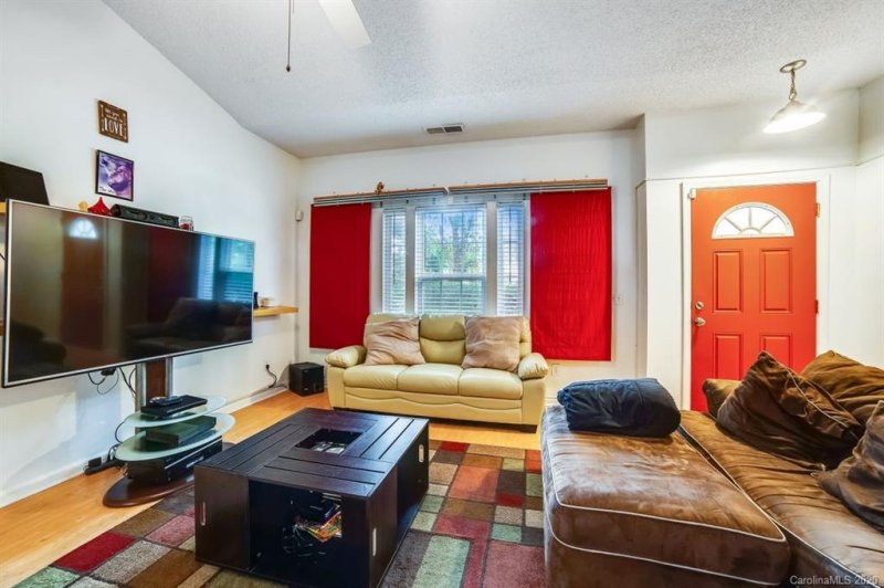 Property image 5 at 9522 Nettle Drive, Charlotte, NC 28216