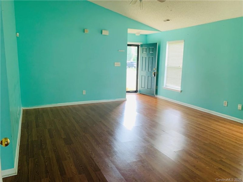 Property image 2 at 3630 Kiley Lane, Charlotte, NC 28216