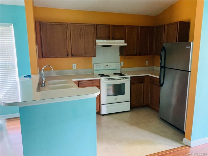 Property image 4 at 3630 Kiley Lane, Charlotte, NC 28216