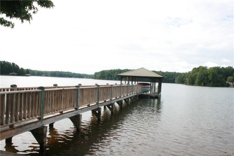 Property image 3 at 171 Eagle Chase Lane, Troutman, NC 28166