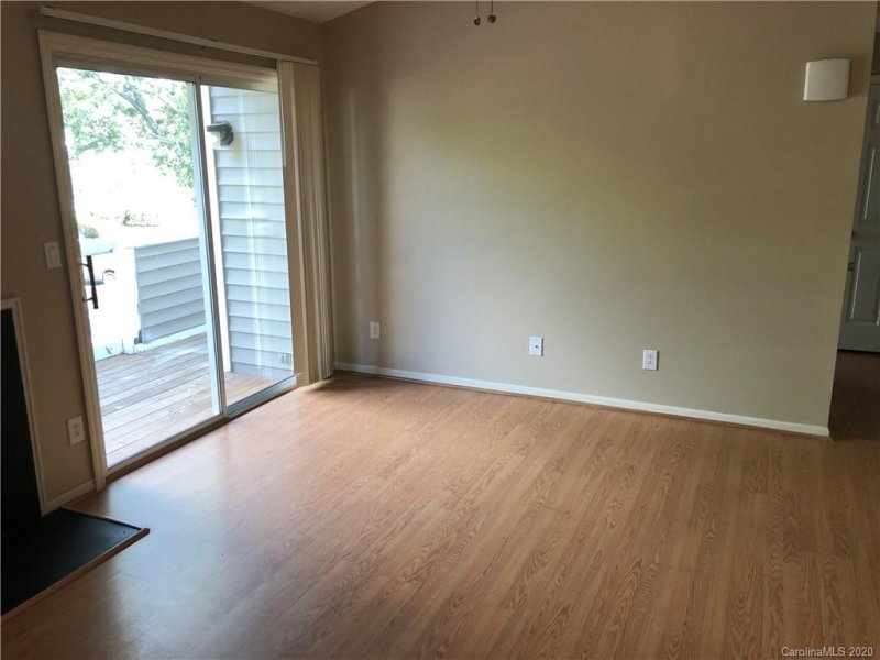 Property image 3 at 9607 Vinca Circle, Charlotte, NC 28213