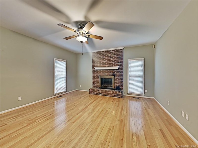 Property image 3 at 1049 Peachtree Lane, Fort Mill, SC 29715