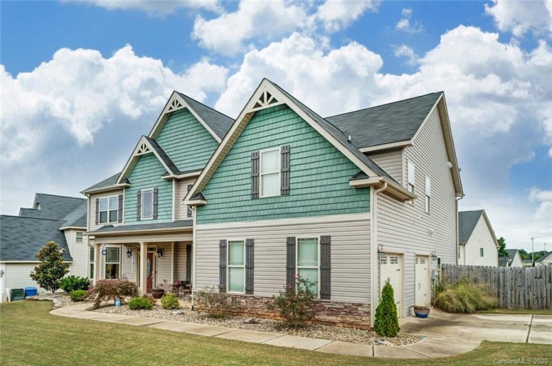 Property image 3 at 104 Wellshire Street, Mooresville, NC 28115