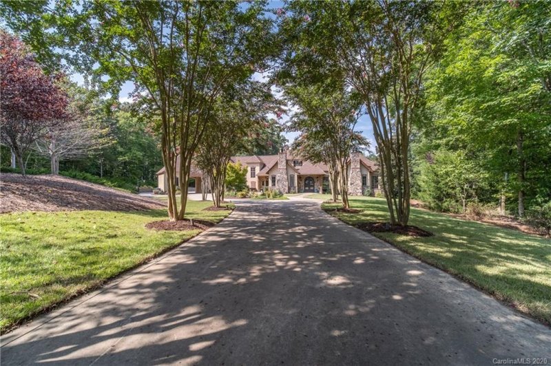 Property image 2 at 2033 Iverson Lane, Waxhaw, NC 28173