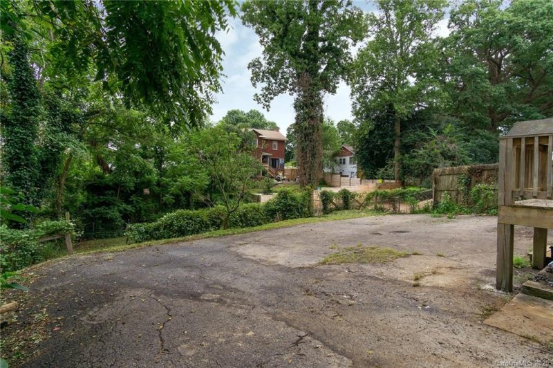 Property image 5 at 113 Louisiana Avenue, Asheville, NC 28806