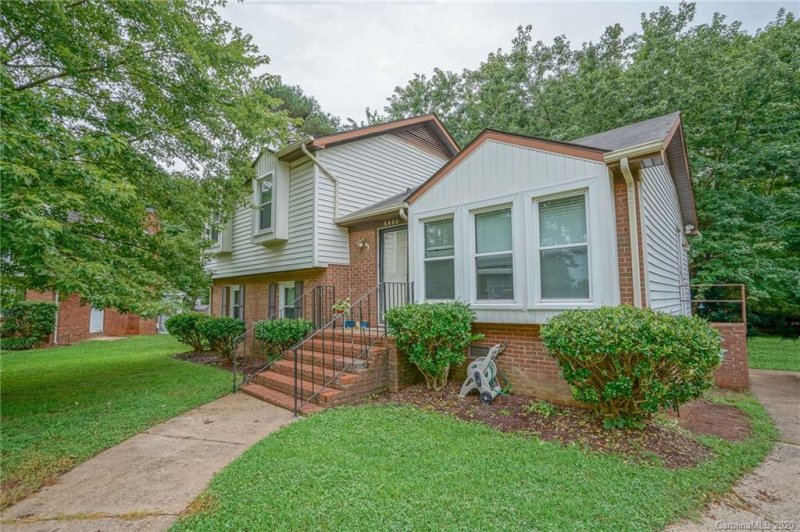 6600 Crab Orchard Court