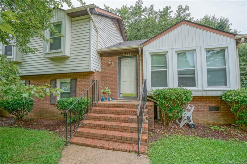 Property image 3 at 6600 Crab Orchard Court, Charlotte, NC 28212