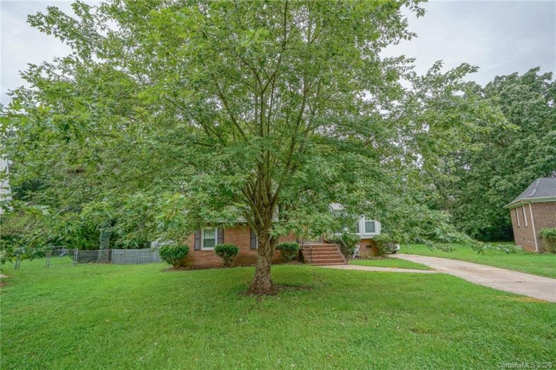 Property image 5 at 6600 Crab Orchard Court, Charlotte, NC 28212