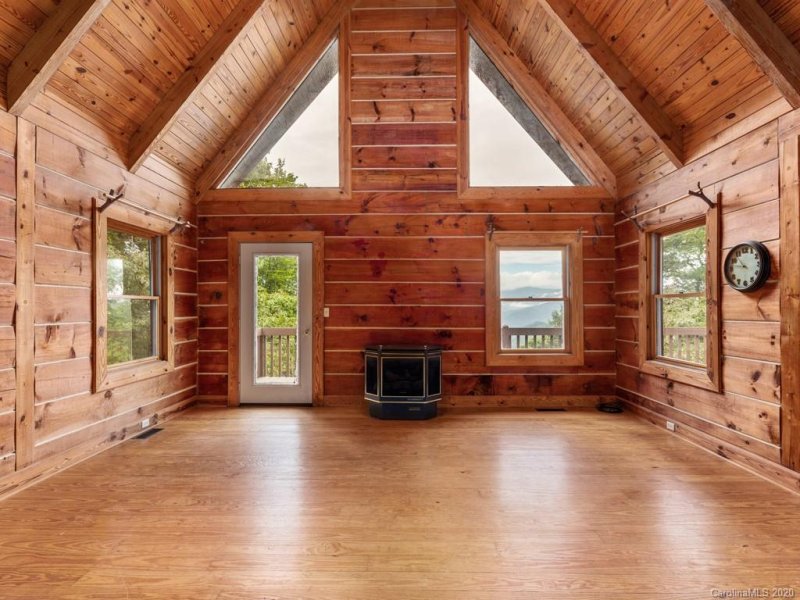 Property image 4 at 2 Arbor Road, Swannanoa, NC 28778