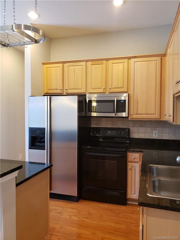 Property image 3 at 737 Garden District Drive, Charlotte, NC 28202