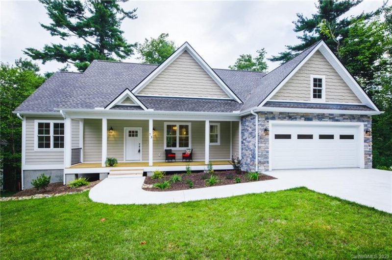 Property image 3 at 73 Wisdom Cove Road, Flat Rock, NC 28731