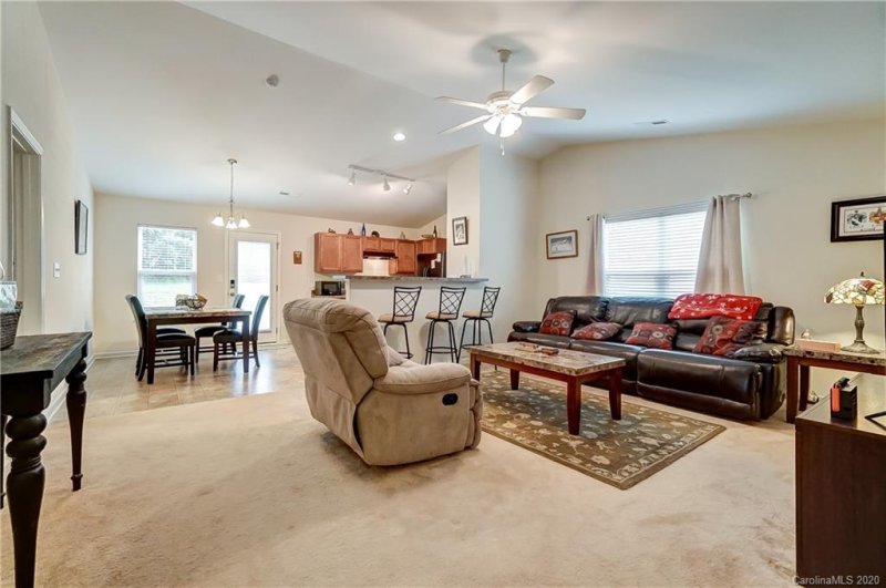 Property image 5 at 630 Stillgreen Lane, Charlotte, NC 28214