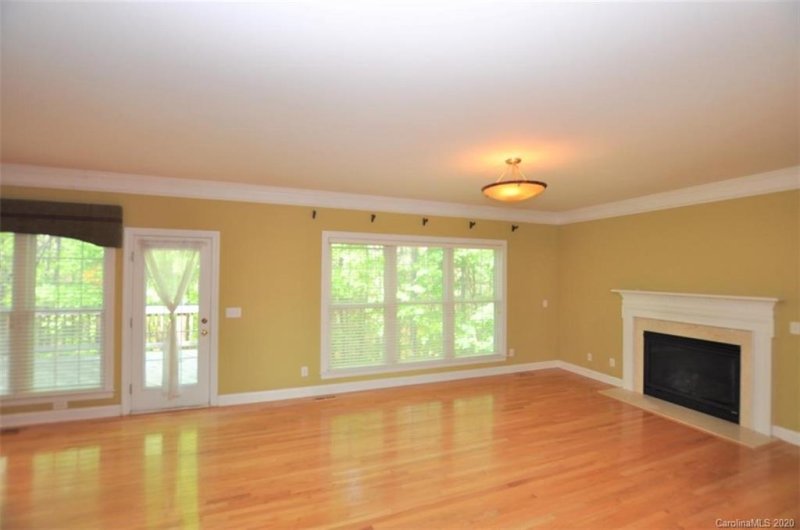 Property image 5 at 316 Inland Cove Court, Clover, SC 29710