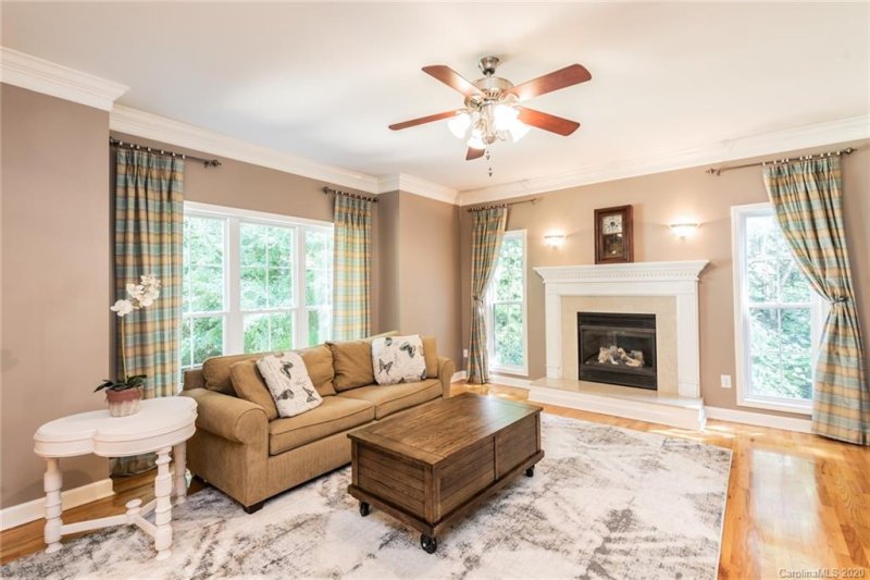 Property image 2 at 5780 Crown Terrace, Hickory, NC 28601