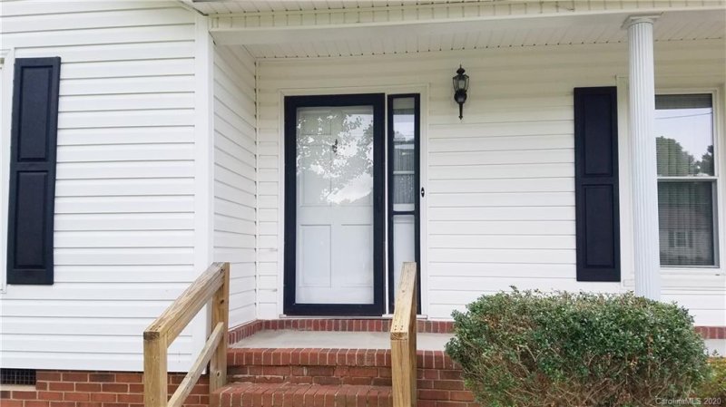 Property image 3 at 116 Pineview Court, Statesville, NC 28625