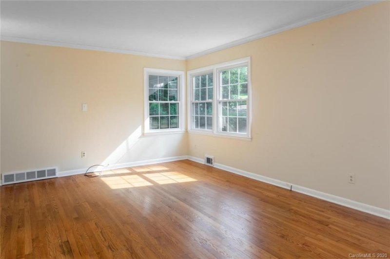 Property image 5 at 57 Beechwood Road, Asheville, NC 28805