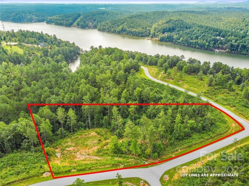 Property image 2 at 1530 Waters Edge Drive, Granite Falls, NC 28630