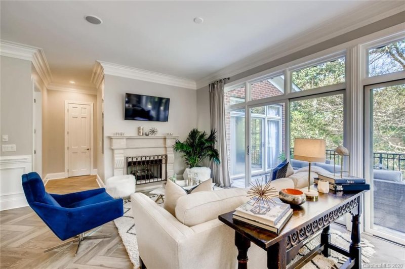 Property image 5 at 6711 Wakehurst Road, Charlotte, NC 28226