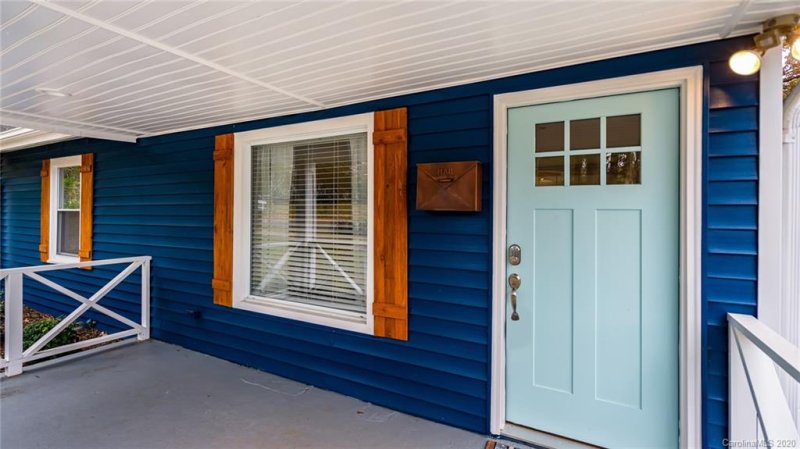 Property image 4 at 1432 Downs Avenue, Charlotte, NC 28205