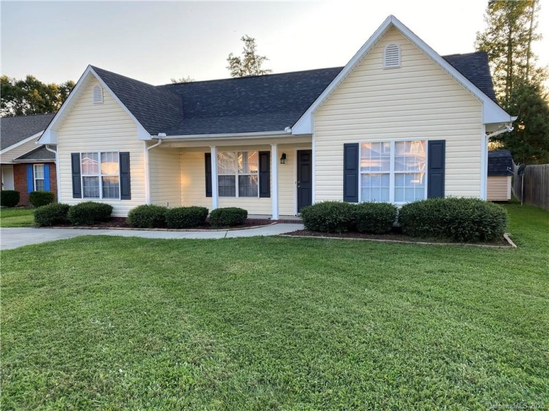 Property image 2 at 5229 Harmon Place, Kannapolis, NC 28083