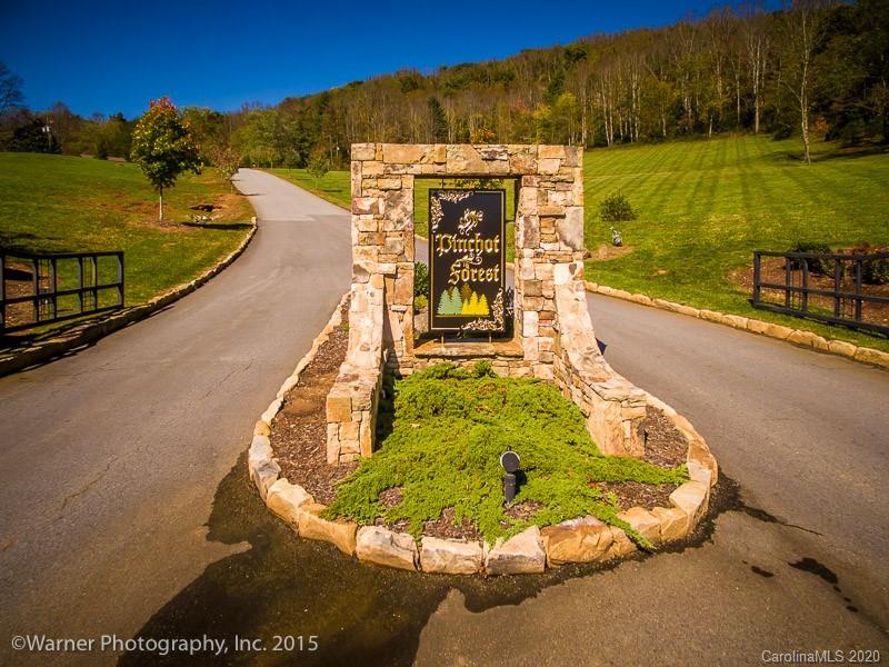 Property image 3 at 19 Giffords Lane, Asheville, NC 28803