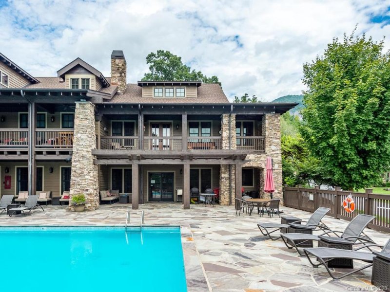 Property image 2 at 121 Firefly Cove, Lake Lure, NC 28746