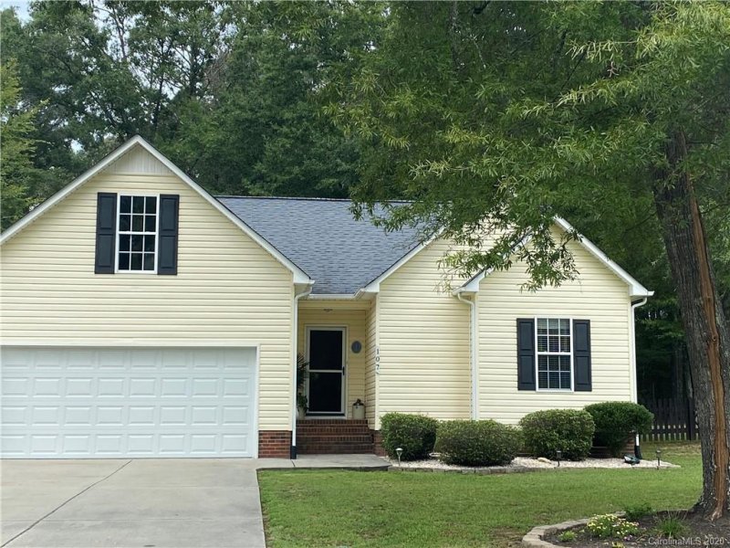 107 Scotch Pine Drive