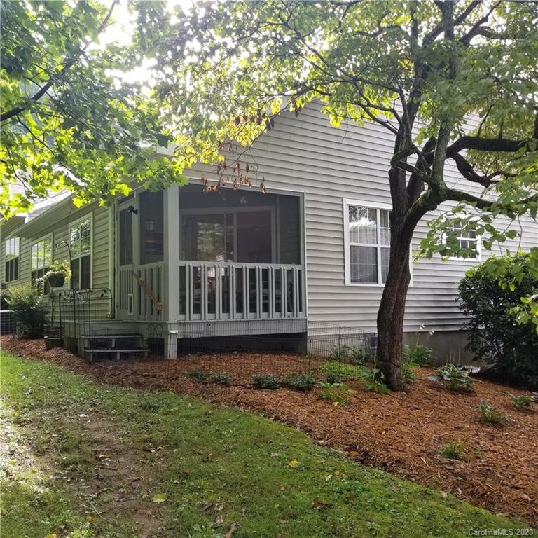 Property image 2 at 189 Laurel Park Place, Hendersonville, NC 28791