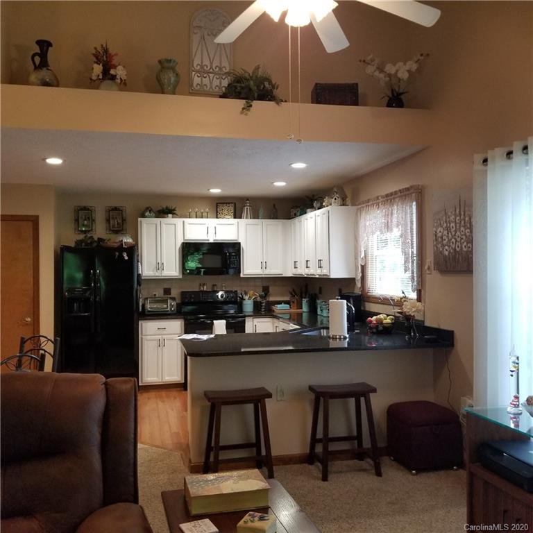 Property image 4 at 189 Laurel Park Place, Hendersonville, NC 28791