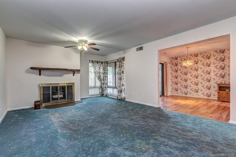 Property image 4 at 7846 Hummingbird Lane, Charlotte, NC 28212