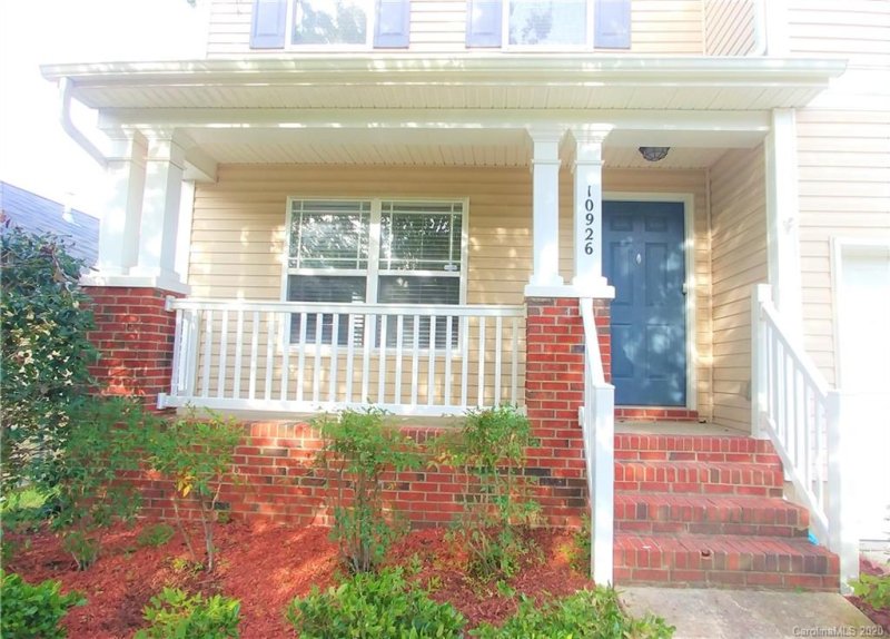 Property image 2 at 10926 Chrudan Drive, Charlotte, NC 28262