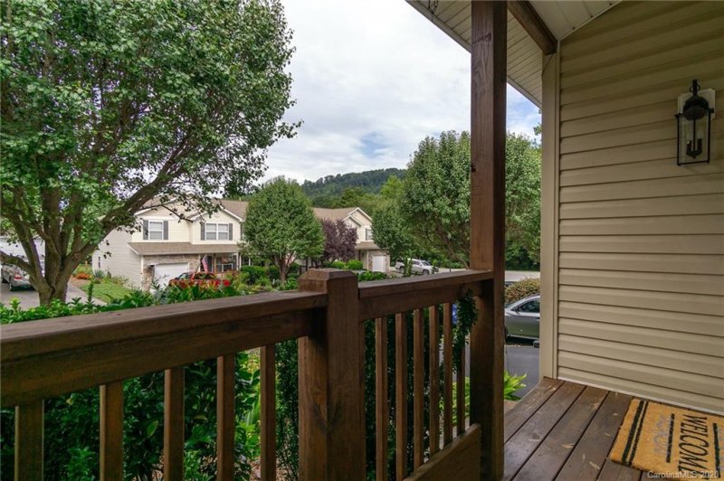 Property image 5 at 8 Bridgestone Road, Swannanoa, NC 28778