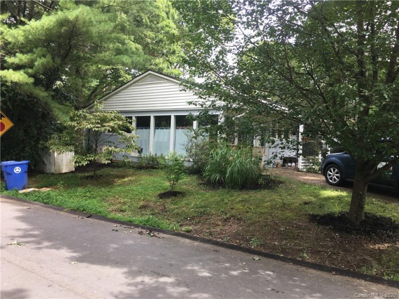 Property image 4 at 18 Forestdale Drive, Asheville, NC 28803